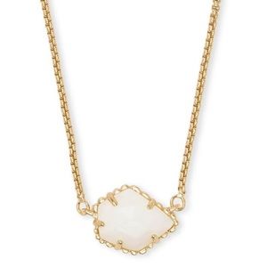 Kendra Scott White Mother-of-Pearl & 14k Gold-
Plated “Tess” Pendant Necklace